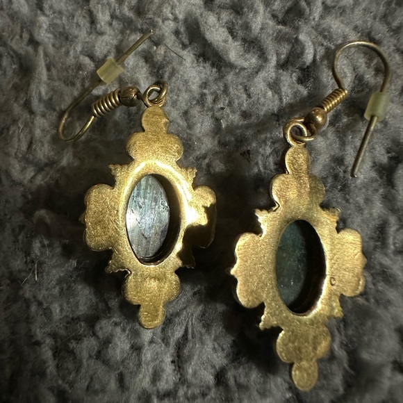 Labradorite fashion earrings gold plated 925 dimensions: 1 1/2 “ H. - Picture 3 of 3